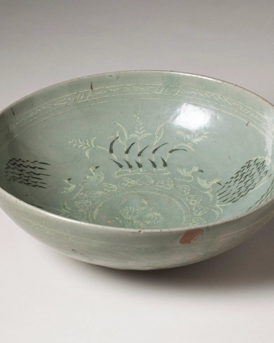 Celadon Shallow Bowl, Incised