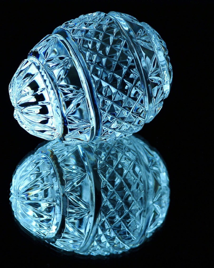 Cut Crystal Egg