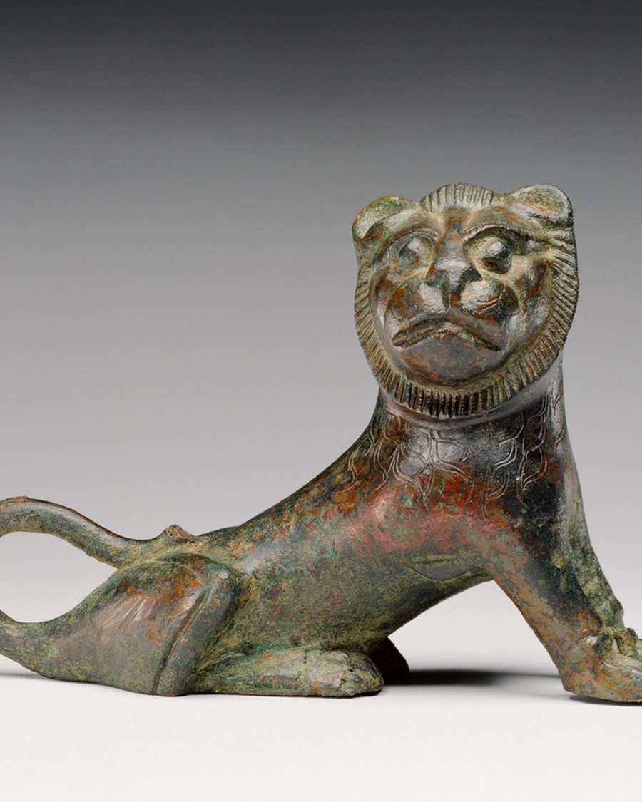 Bronze Lion, Recumbent