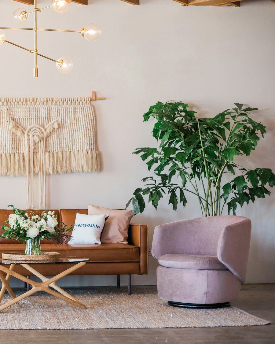 Handknotted Macramé Wall Hanging